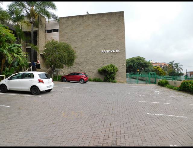 248M² OFFICE TO LET IN FERNDALE